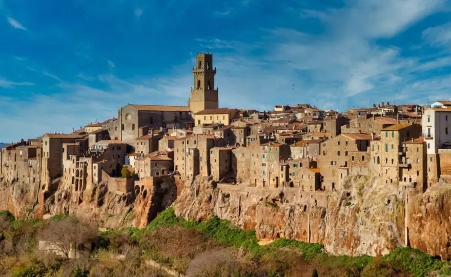 Pitigliano: cosa vedere nel centro storico e come viverlo al meglio
