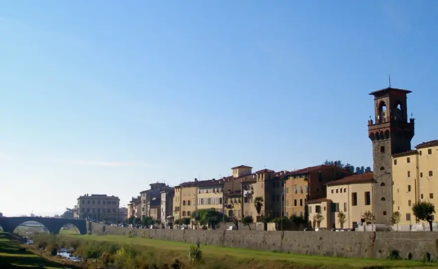 Pescia - Centro Storico: la guida per una visita consapevole