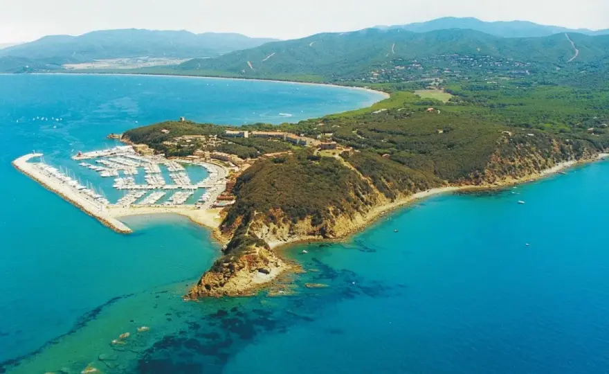 Punta Ala - Cosa vedere tra spiagge, marina e promontorio