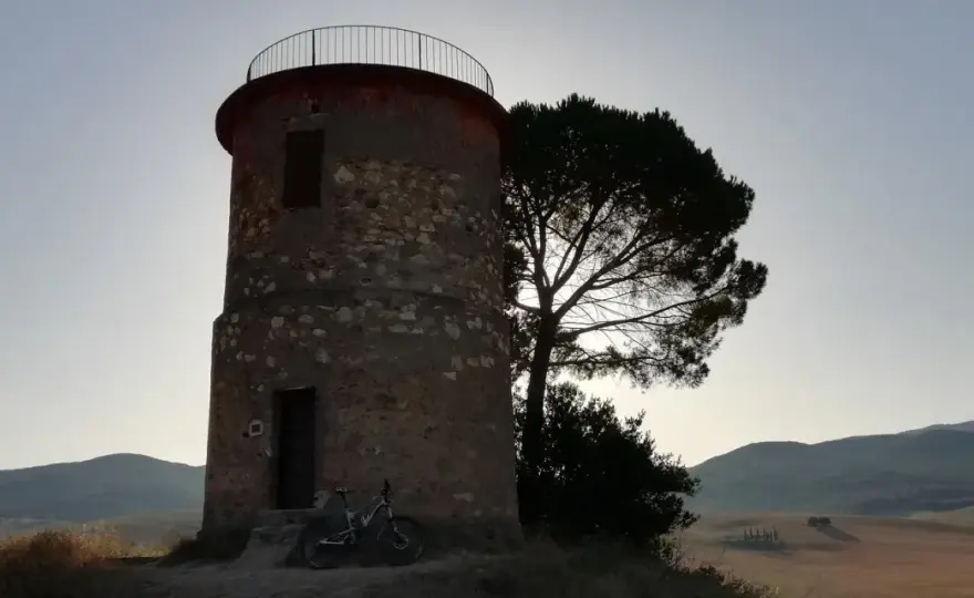 Macchia della Magona e vini di Bolgheri - guida alla visita
