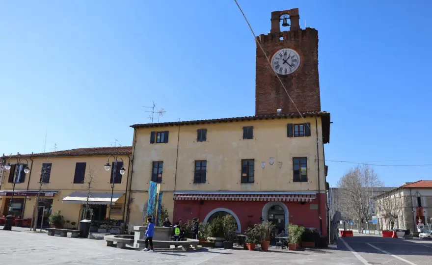 Cascina in Toscana, tra case coloniche e il comune pisano