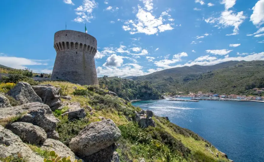 Capraia Isola - Guida completa: cosa vedere e come viverla