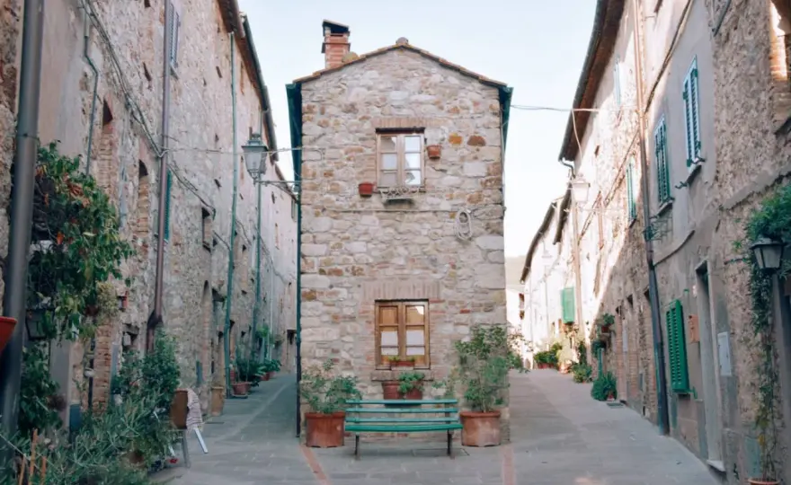 Cosa vedere a Cecina tra mare, pineta e borghi toscani