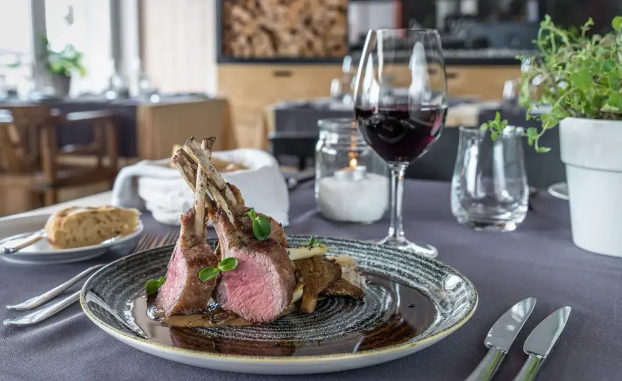 Vino per agnello al forno - gli abbinamenti migliori