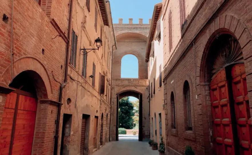 Buonconvento, cosa vedere tra musei e Crete Senesi