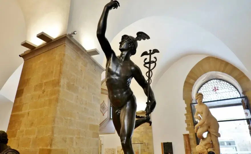 David di Donatello al Bargello - La vera storia oltre la foto