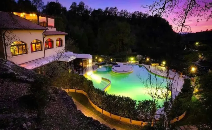 San Carlo Terme a Massa - acqua, parco e visita